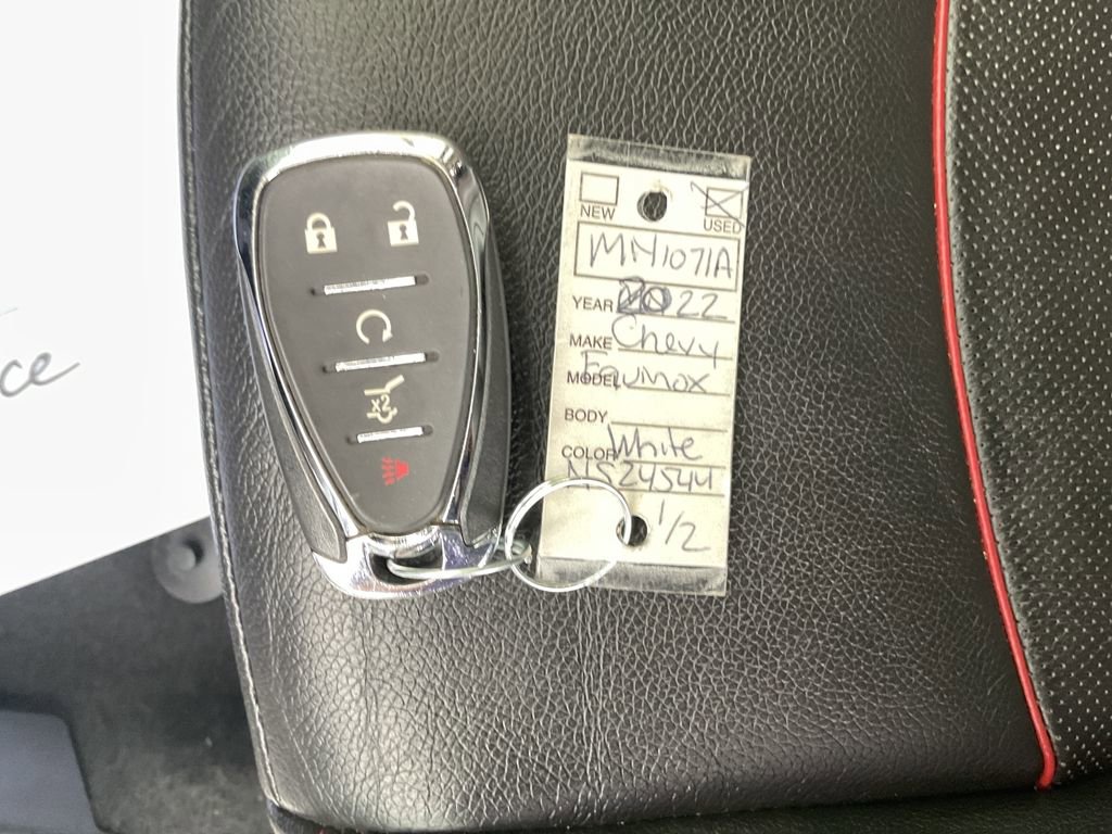 Used 2022 Chevrolet Equinox RS w/ RS Leather Package image 29