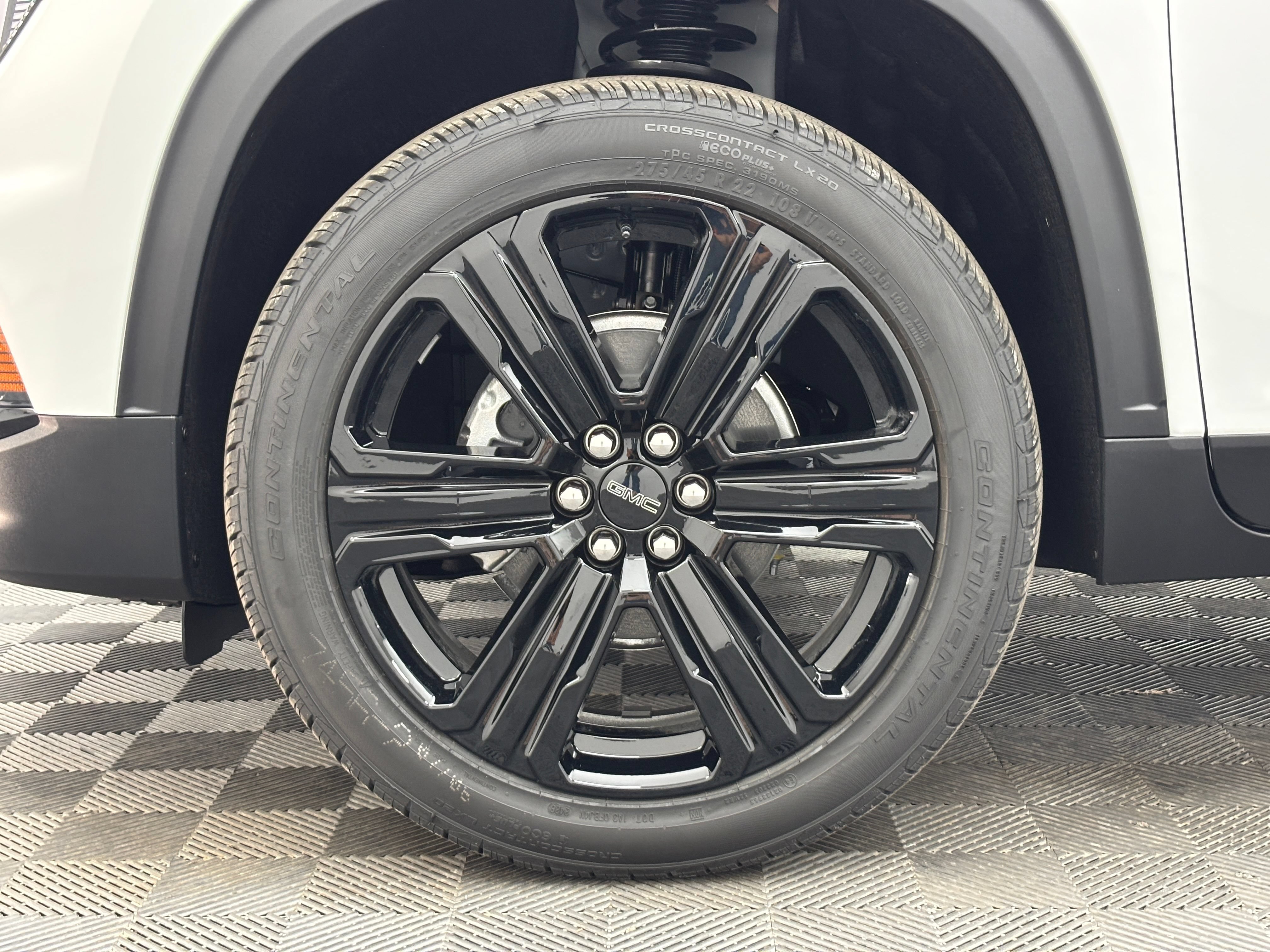 New 2026 GMC Acadia Elevation w/ Black Edition FWD image 17
