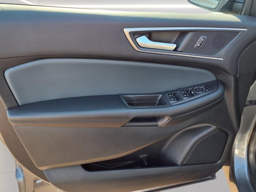 Used 2023 Ford Edge SEL w/ Sport Appearance Package AWD/4WD image 14