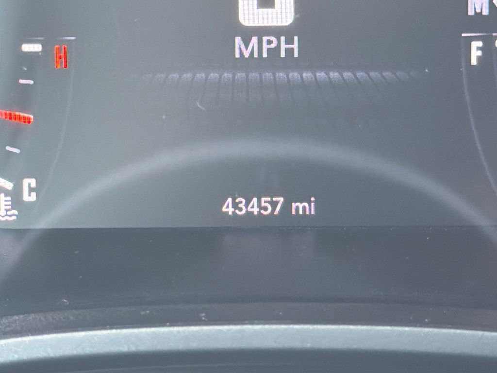 Used 2022 Dodge Challenger GT image 25