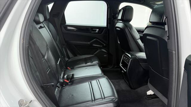 Used 2019 Porsche Cayenne AWD/4WD image 19