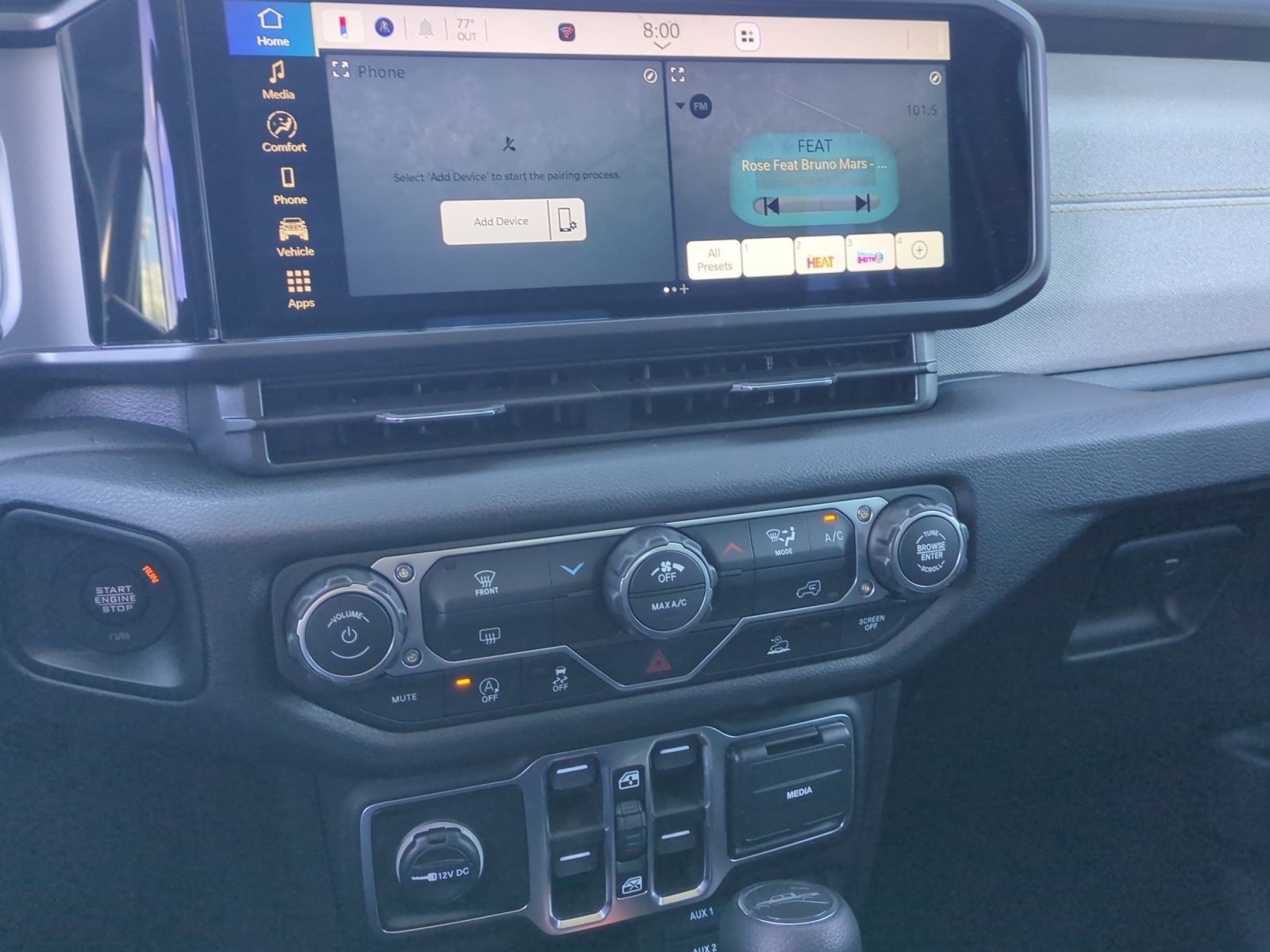 New 2026 Jeep Gladiator Sport AWD/4WD image 12
