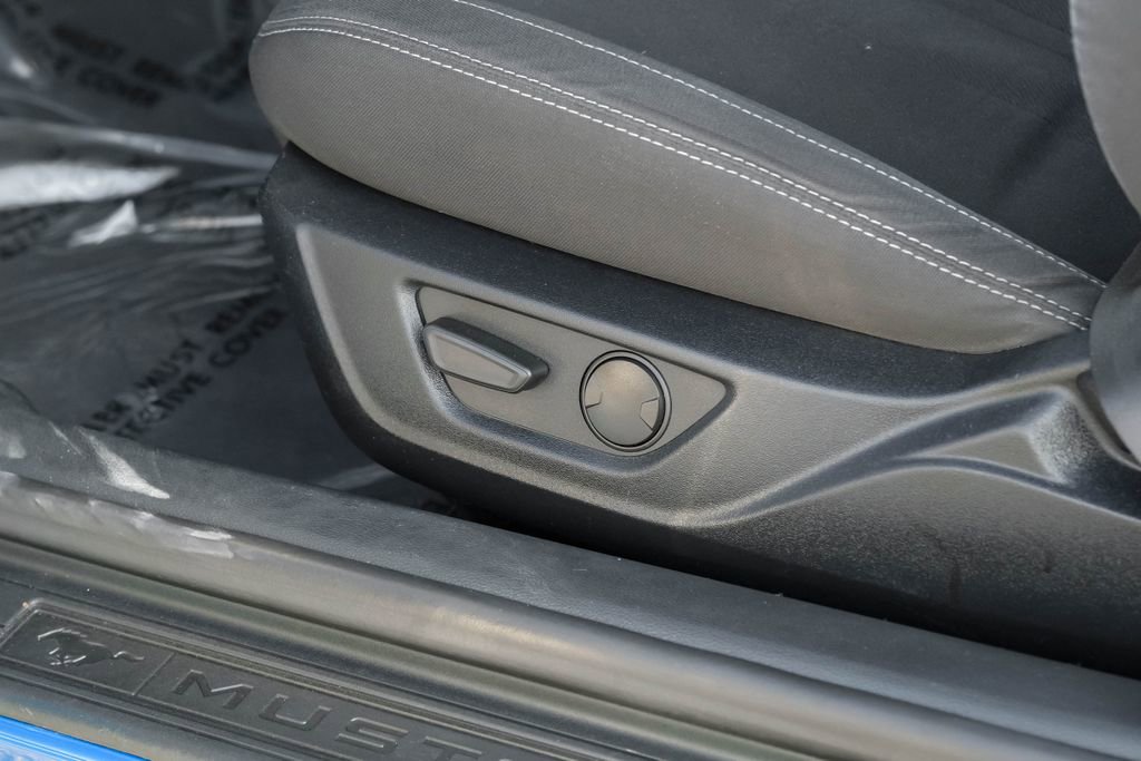 Used 2021 Ford Mustang GT image 33