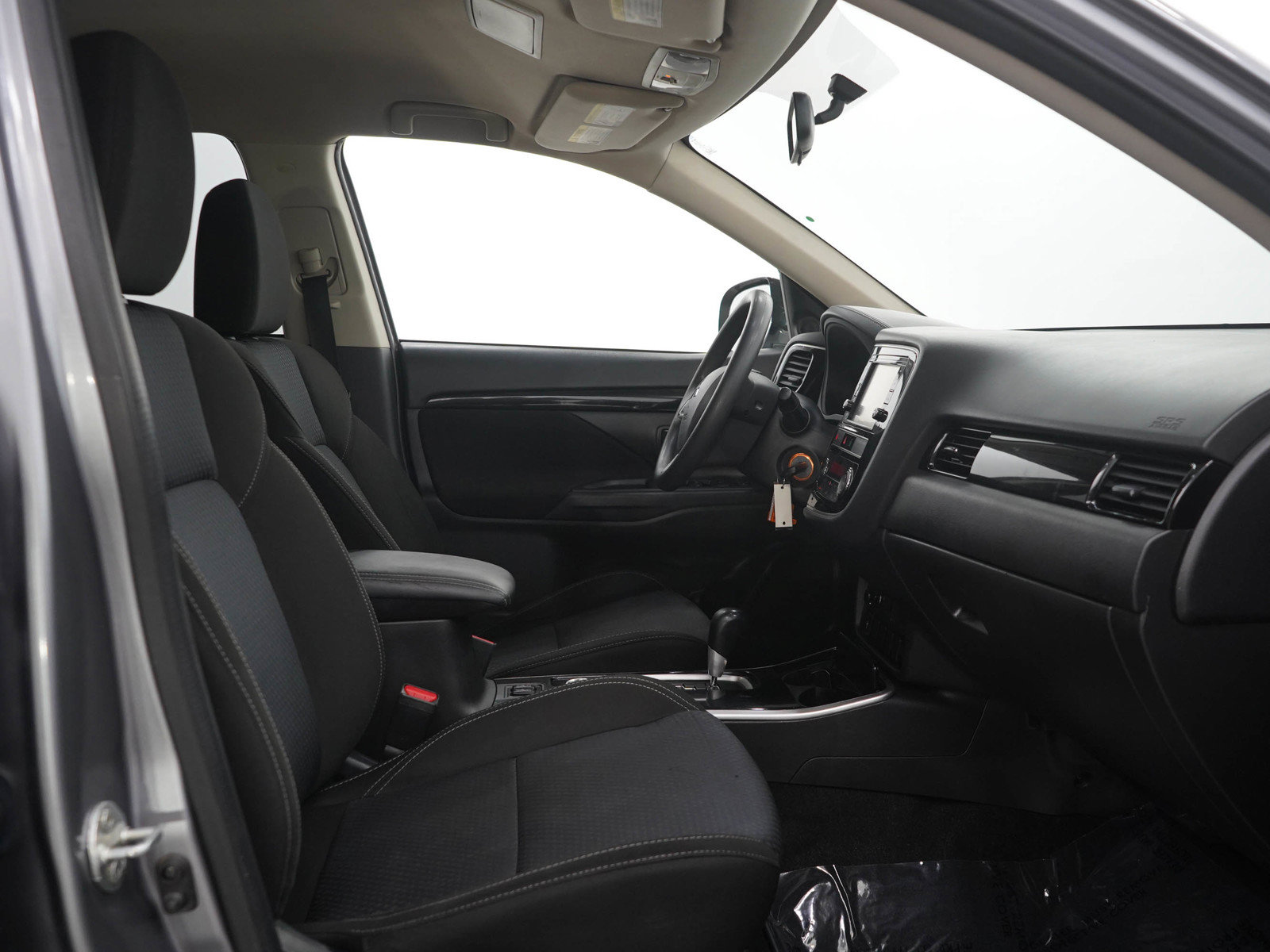 Used 2019 Mitsubishi Outlander ES AWD/4WD image 12