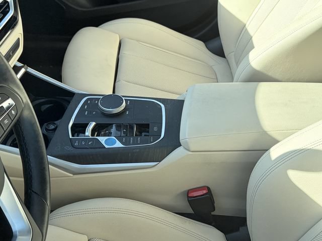 Used 2023 BMW i4 eDrive40 w/ Premium Package RWD image 9