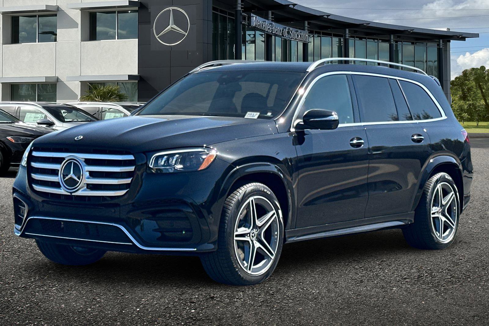 New 2025 Mercedes-Benz GLS 450 4MATIC image 8