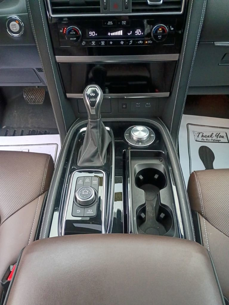 Used 2024 INFINITI QX80 Premium Select w/ Cargo Package image 41