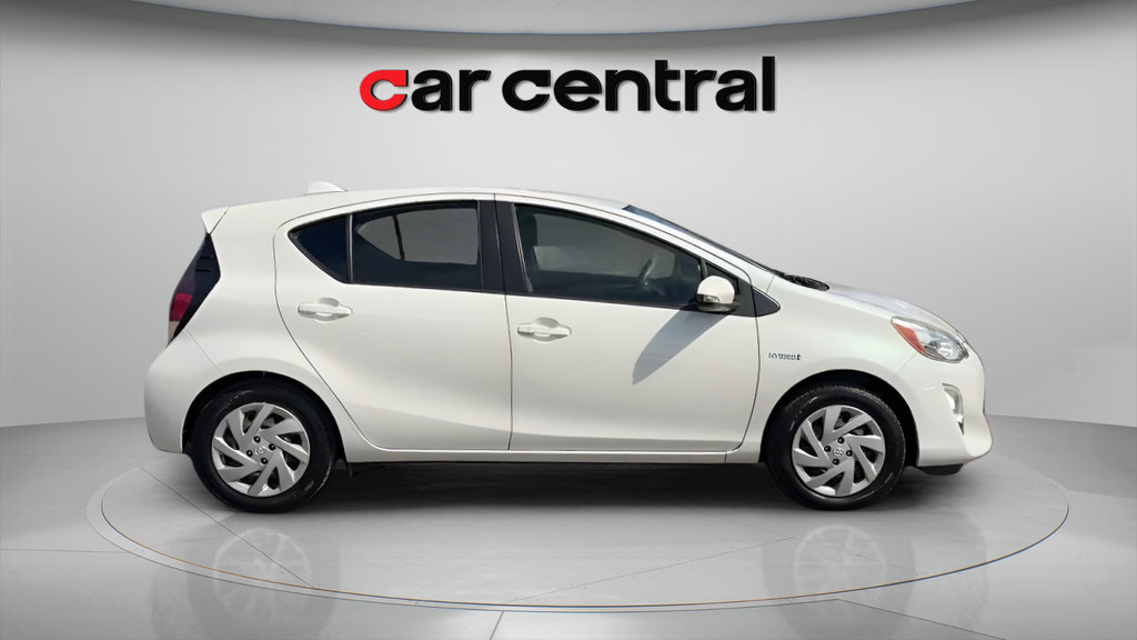 Used 2015 Toyota Prius C Two FWD image 4