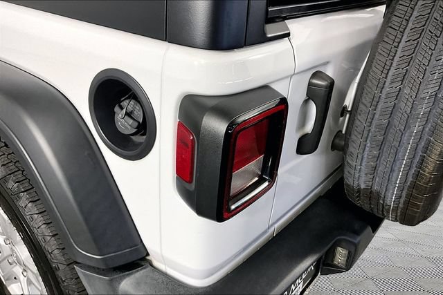 Used 2023 Jeep Wrangler Sport AWD/4WD image 18