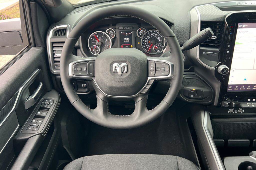 New 2026 RAM 2500 Big Horn AWD/4WD image 14