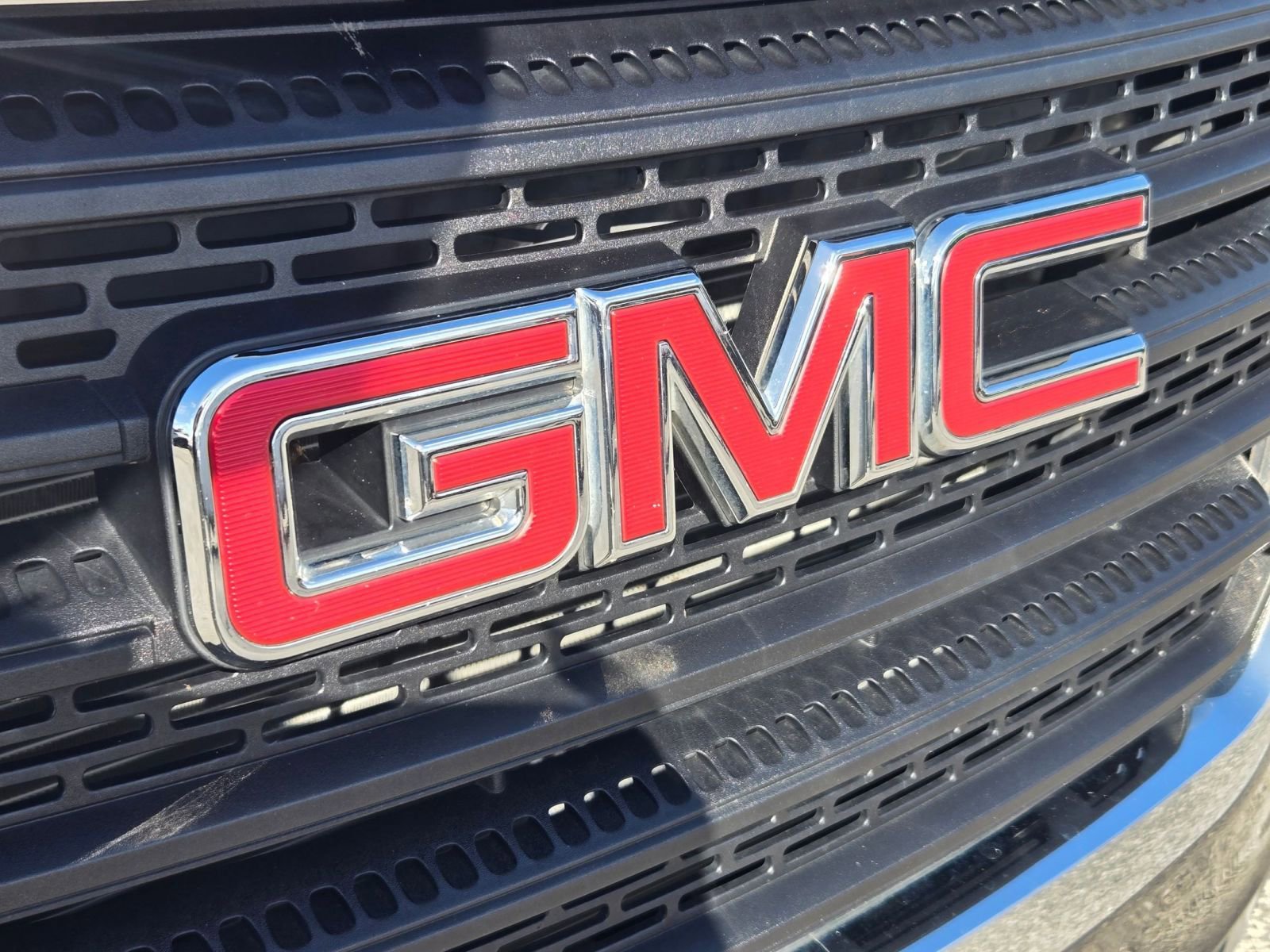Used 2017 GMC Terrain SLE w/ Convenience Package FWD image 5