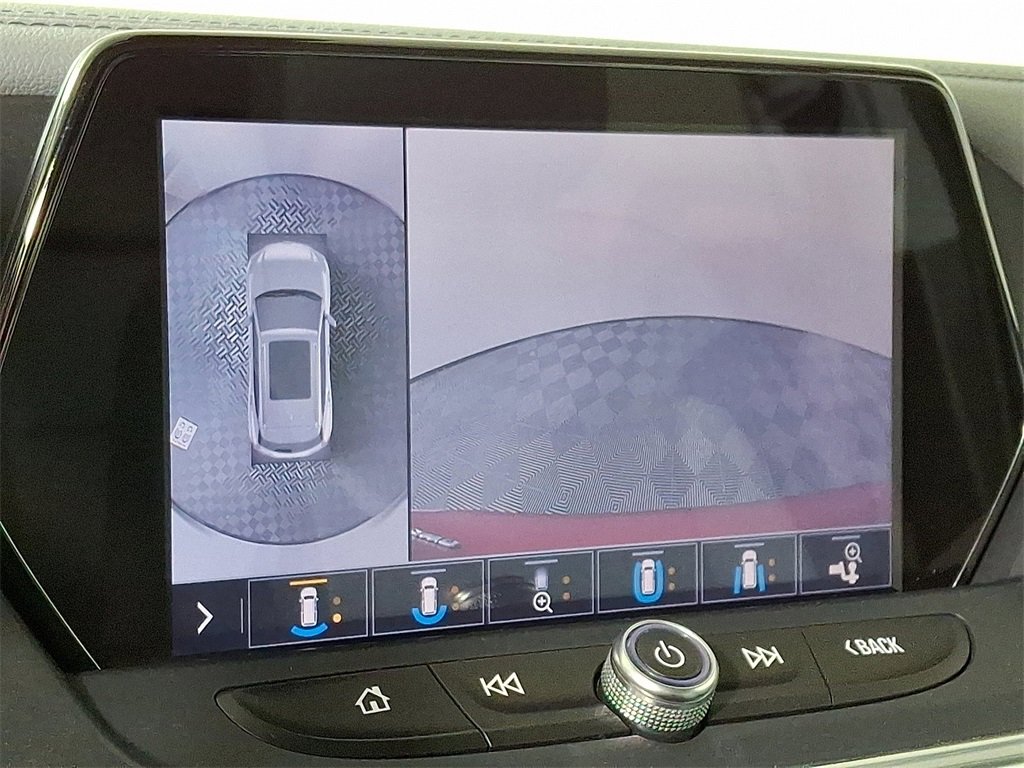 Used 2019 Chevrolet Blazer LT w/ Sun and Wheels Package image 4