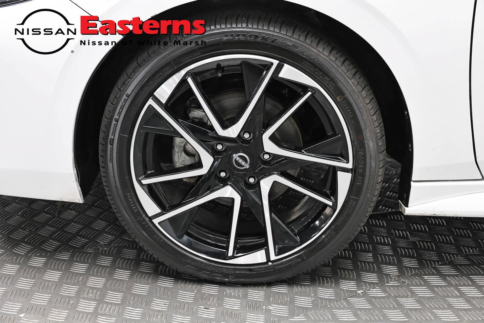 Used 2024 Nissan Sentra SR w/ SR Premium Package FWD image 32