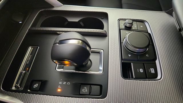 New 2026 MAZDA CX-90 Plug-In Hybrid w/Premium Sport AWD/4WD image 17