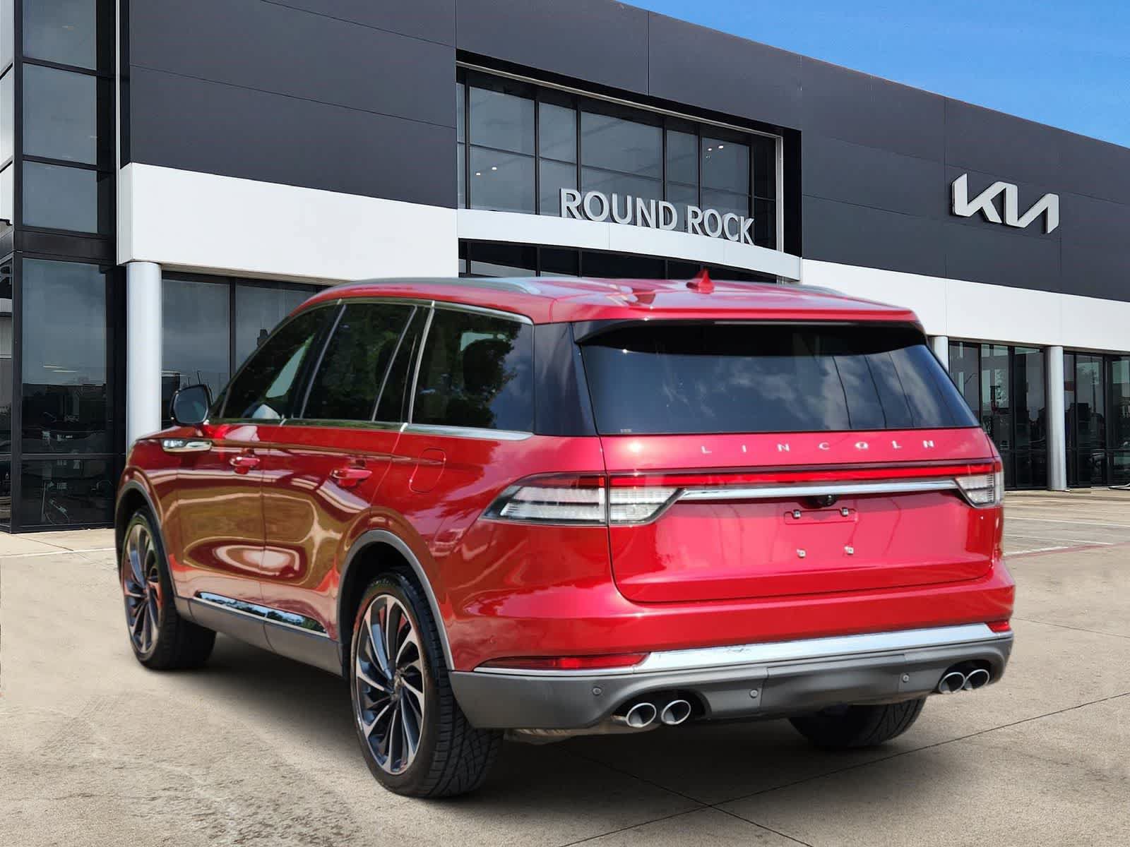 Used 2020 Lincoln Aviator Reserve w/ Equipment Group 202A AWD/4WD image 6