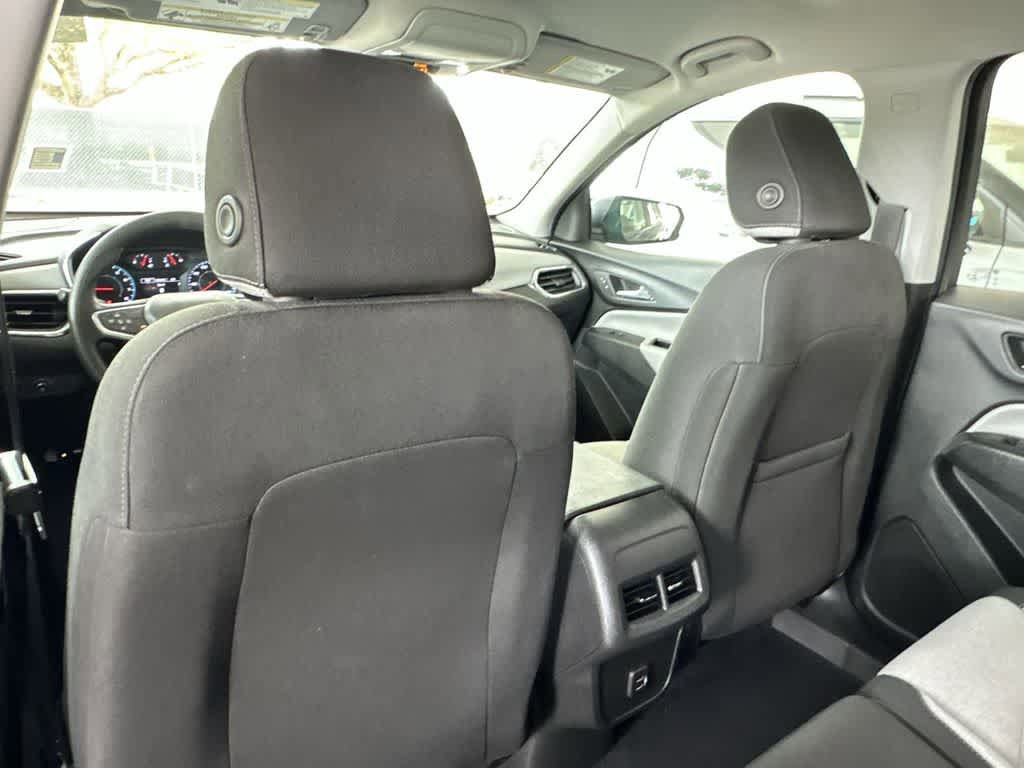 Used 2023 Chevrolet Equinox LS image 23