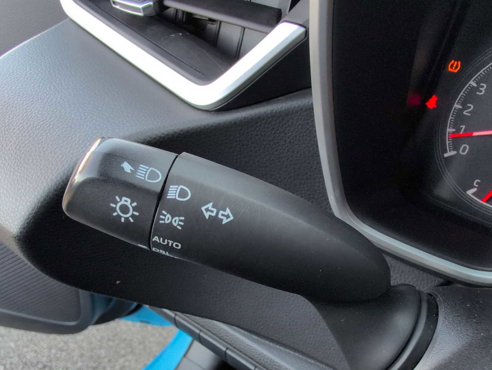 Used 2020 Toyota Corolla Hatchback image 26