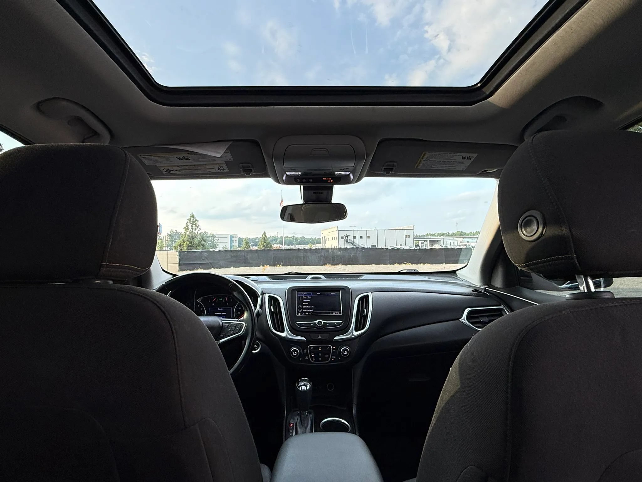 Used 2020 Chevrolet Equinox LT AWD/4WD image 22