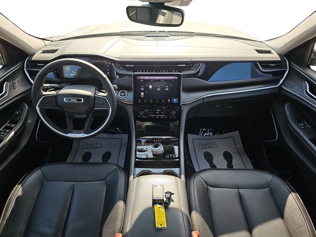 Used 2022 Jeep Grand Cherokee Limited 4xe image 12