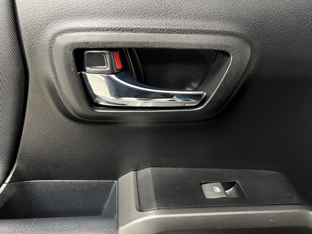 Used 2019 Toyota Tacoma TRD Sport image 35