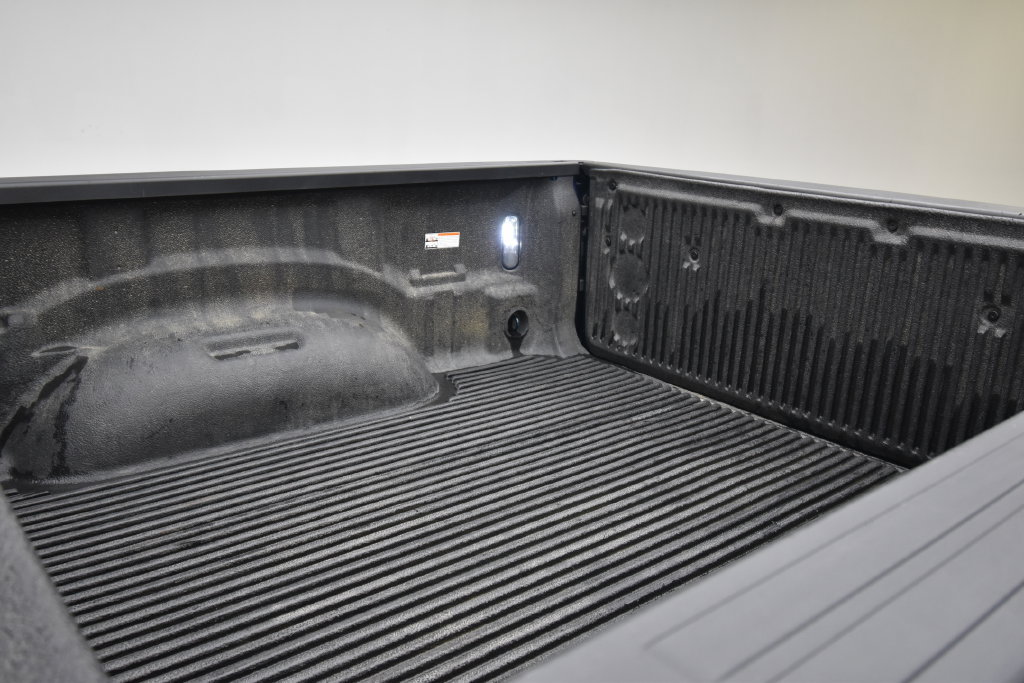 Used 2024 RAM 1500 Laramie AWD/4WD image 25