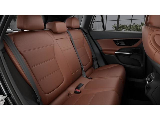 Used 2026 Mercedes-Benz GLC 300 4MATIC image 5