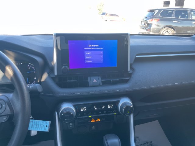 Certified 2025 Toyota RAV4 LE AWD/4WD image 12