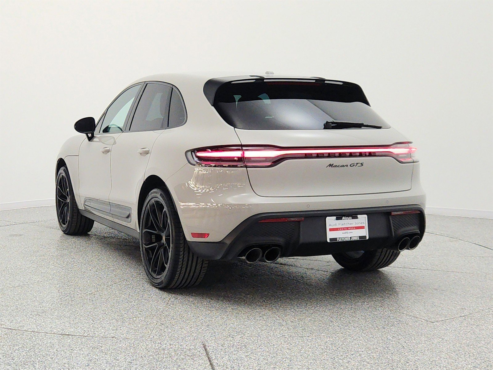 Used 2024 Porsche Macan GTS AWD/4WD image 7