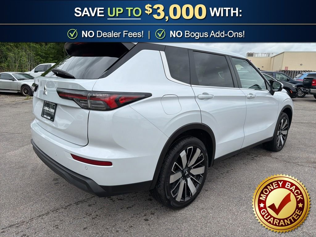 Used 2025 Mitsubishi Outlander SE AWD/4WD image 5