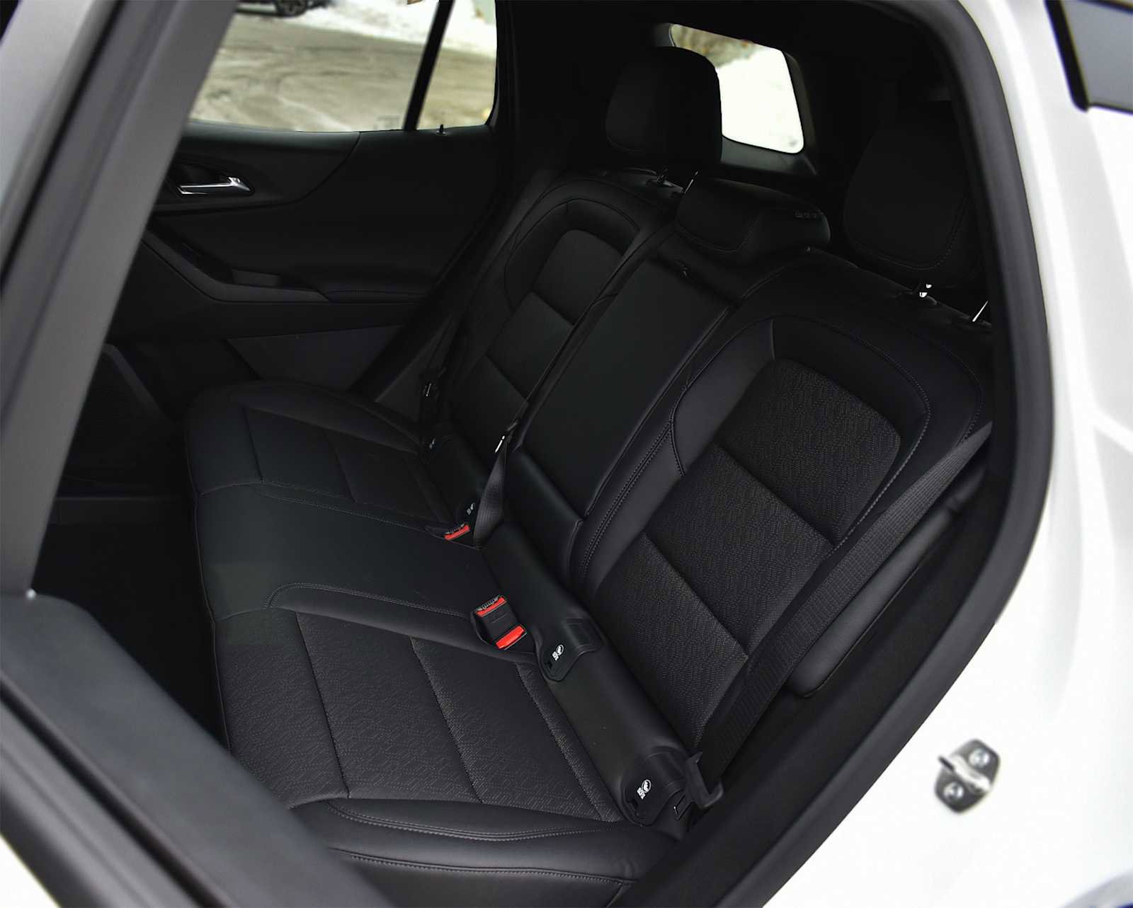 New 2026 Chevrolet Equinox LT w/ Convenience Package II image 11