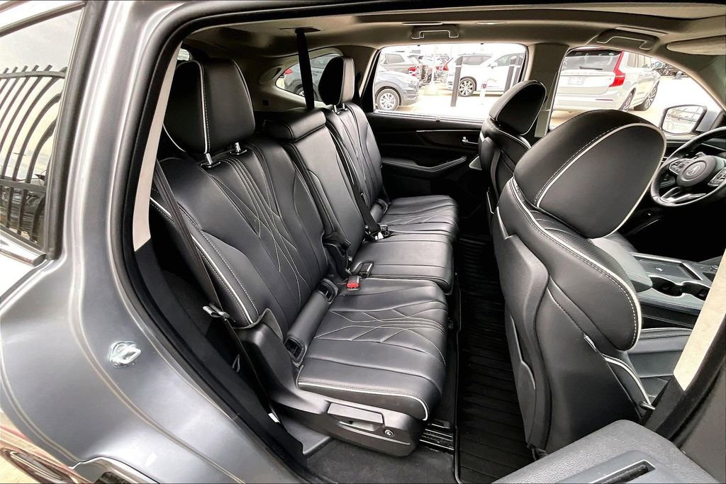 Certified 2025 Acura MDX w/ Advance Package image 34