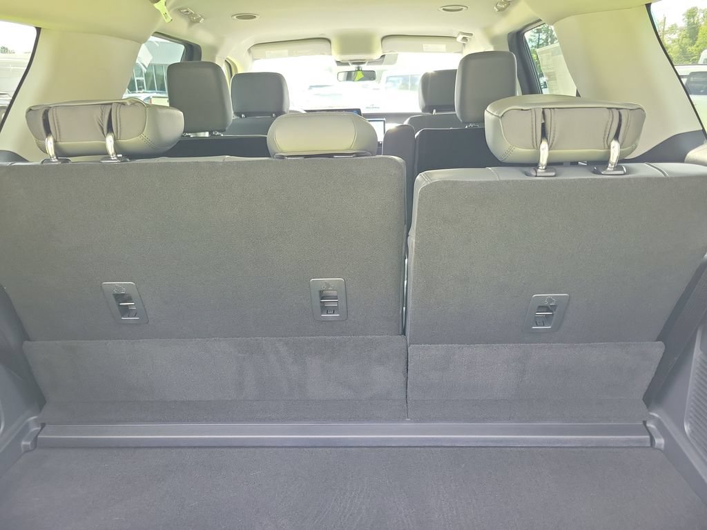 New 2027 Ford Expedition Active RWD image 7