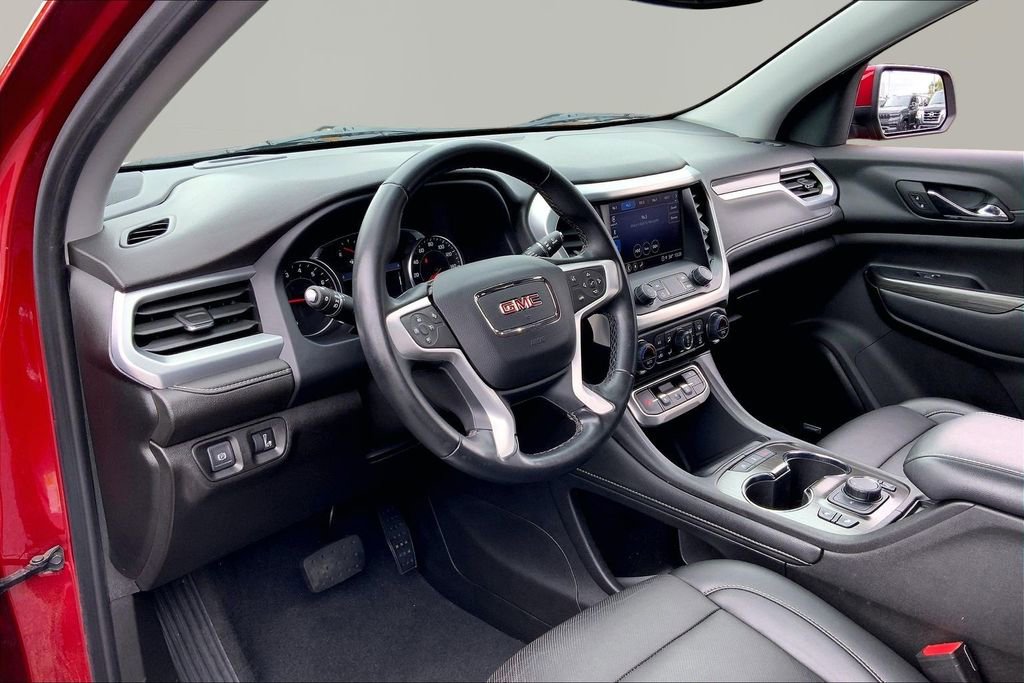 Used 2023 GMC Acadia SLT FWD image 12