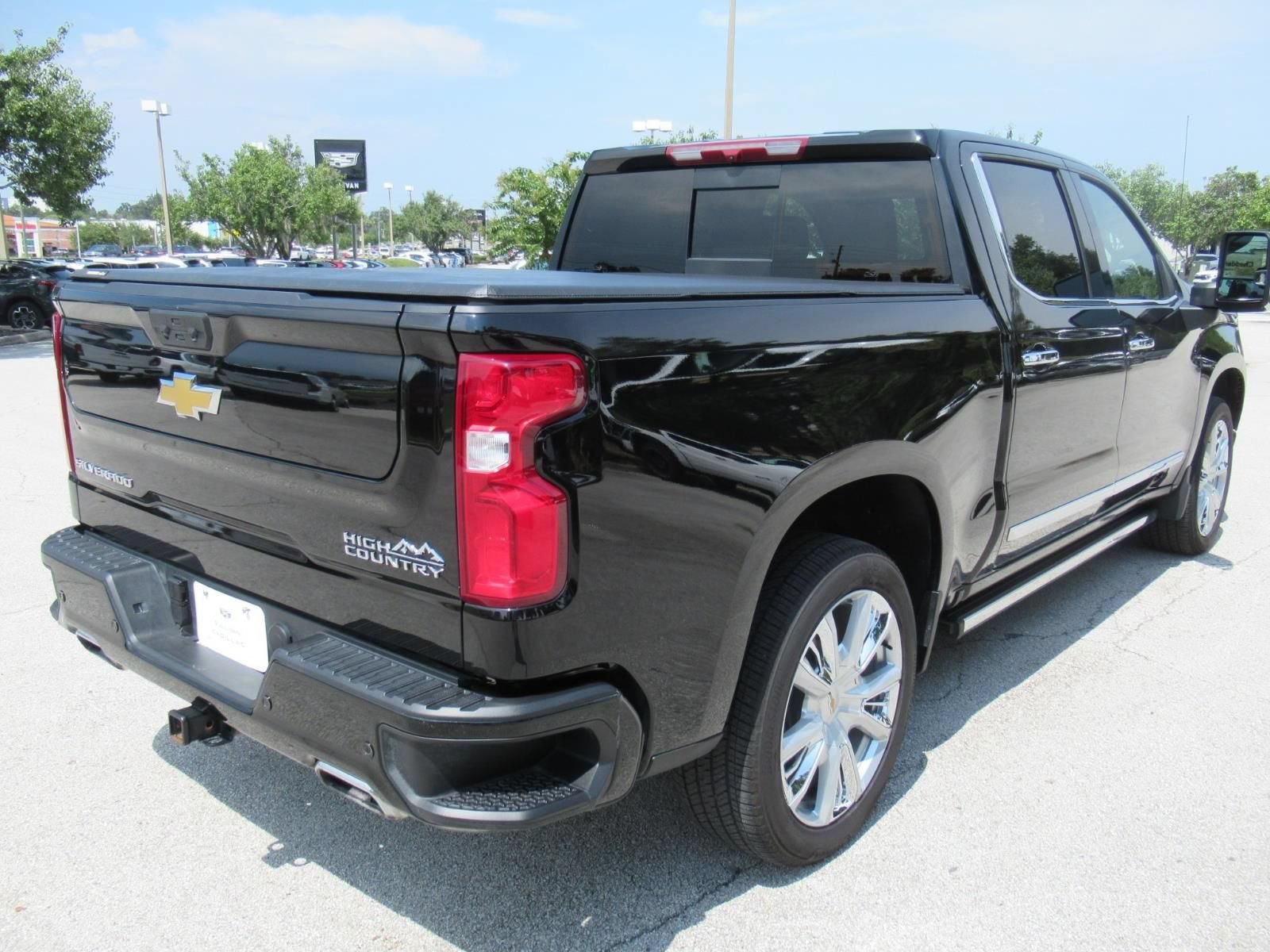 Used 2026 Chevrolet Silverado 1500 High Country w/ High Country Premium Package AWD/4WD image 8