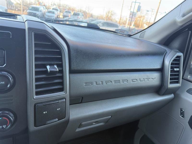 Used 2017 Ford F250 XL w/ Power Equipment Group image 15