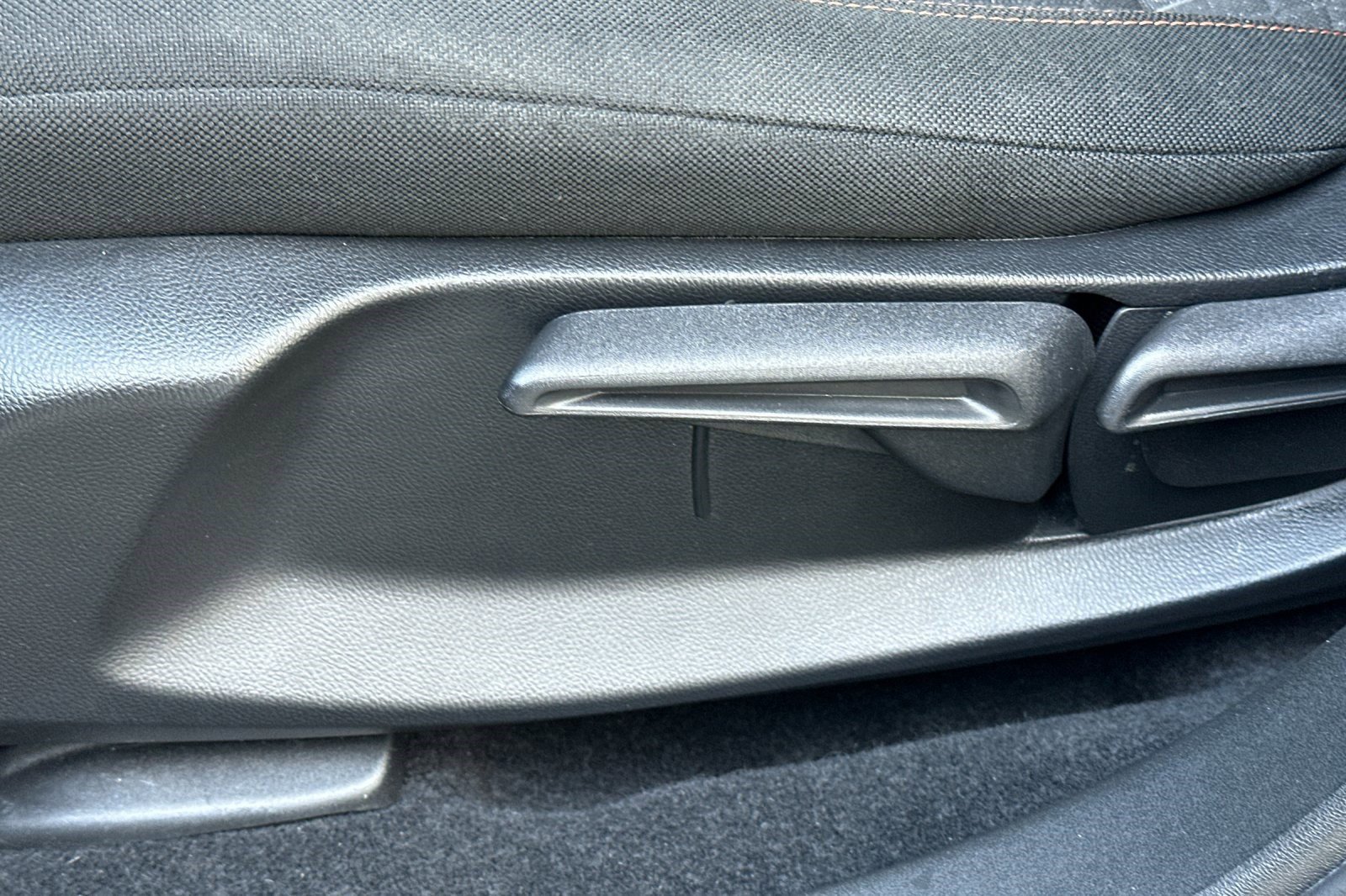 Used 2024 Honda HR-V Sport image 14