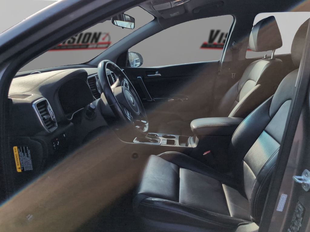 Used 2019 Kia Sportage EX image 9