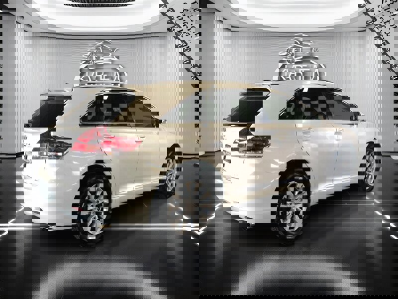 Used 2015 Toyota Venza LE image 5