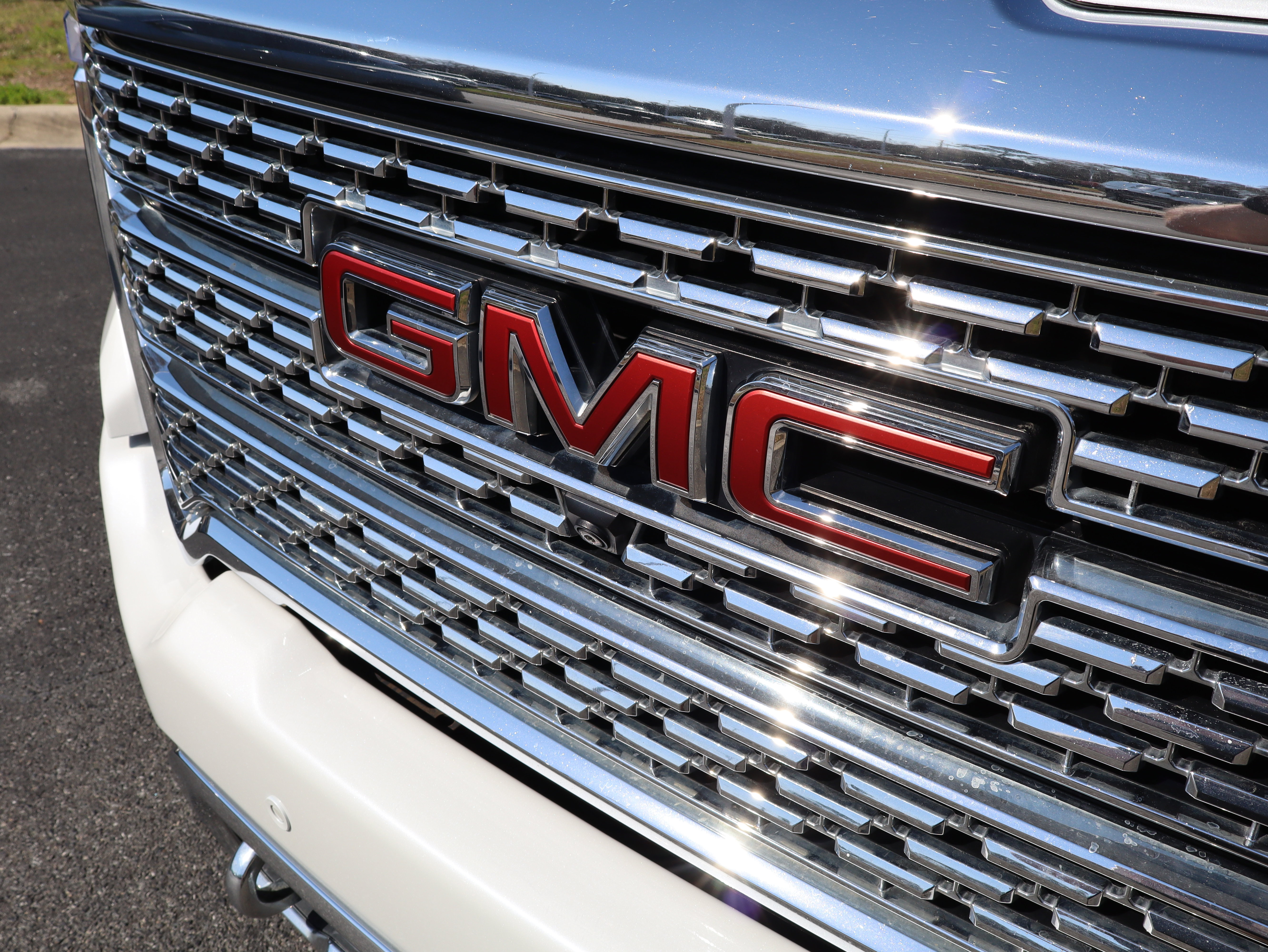 Used 2021 GMC Sierra 2500 Denali w/ Denali Ultimate Package image 42