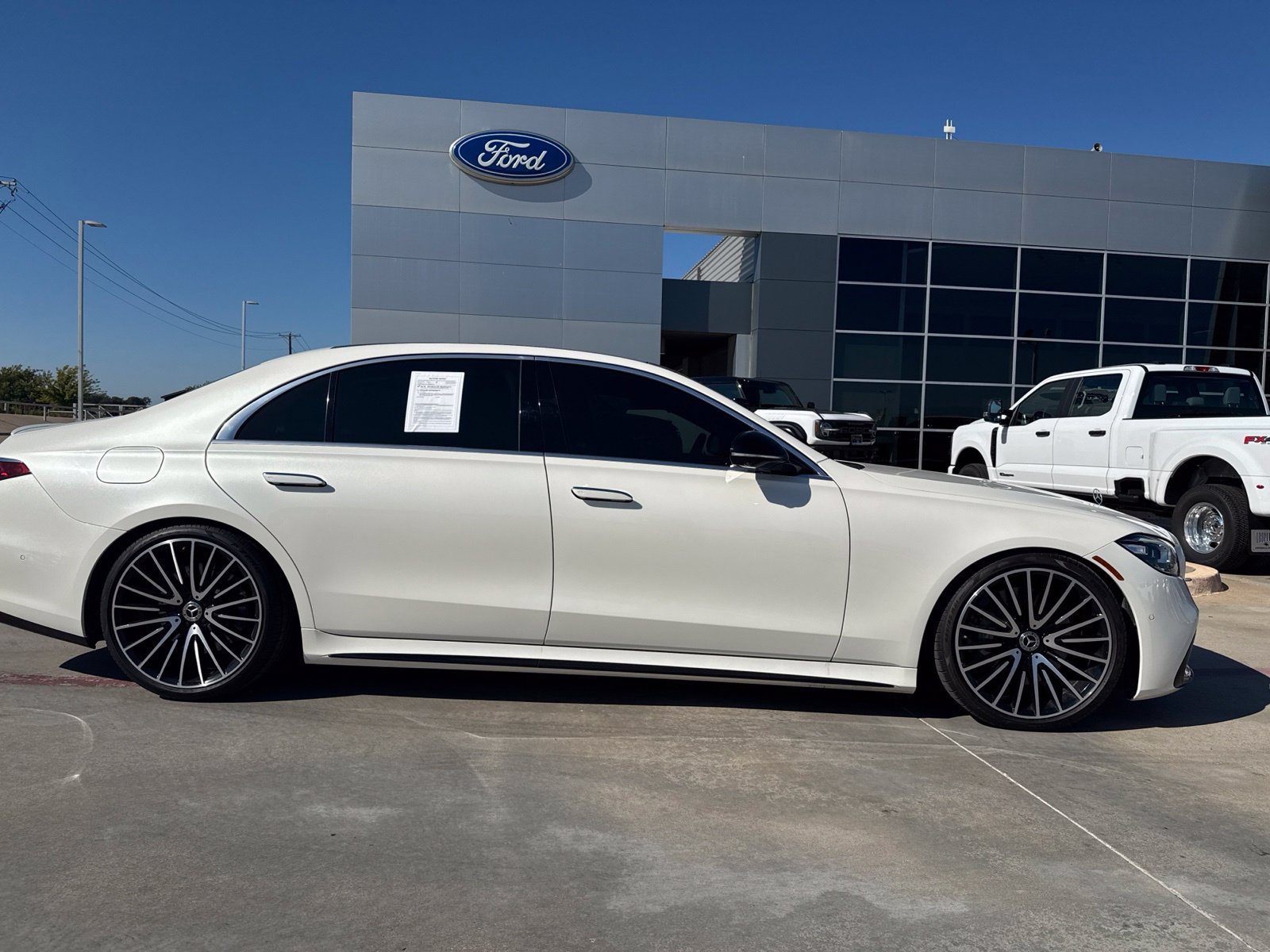 Used 2021 Mercedes-Benz S 580 4MATIC Sedan image 2