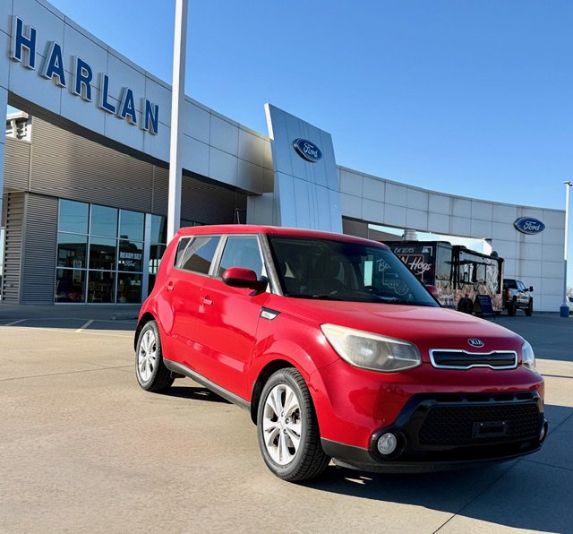 Used 2016 Kia Soul + FWD image 1