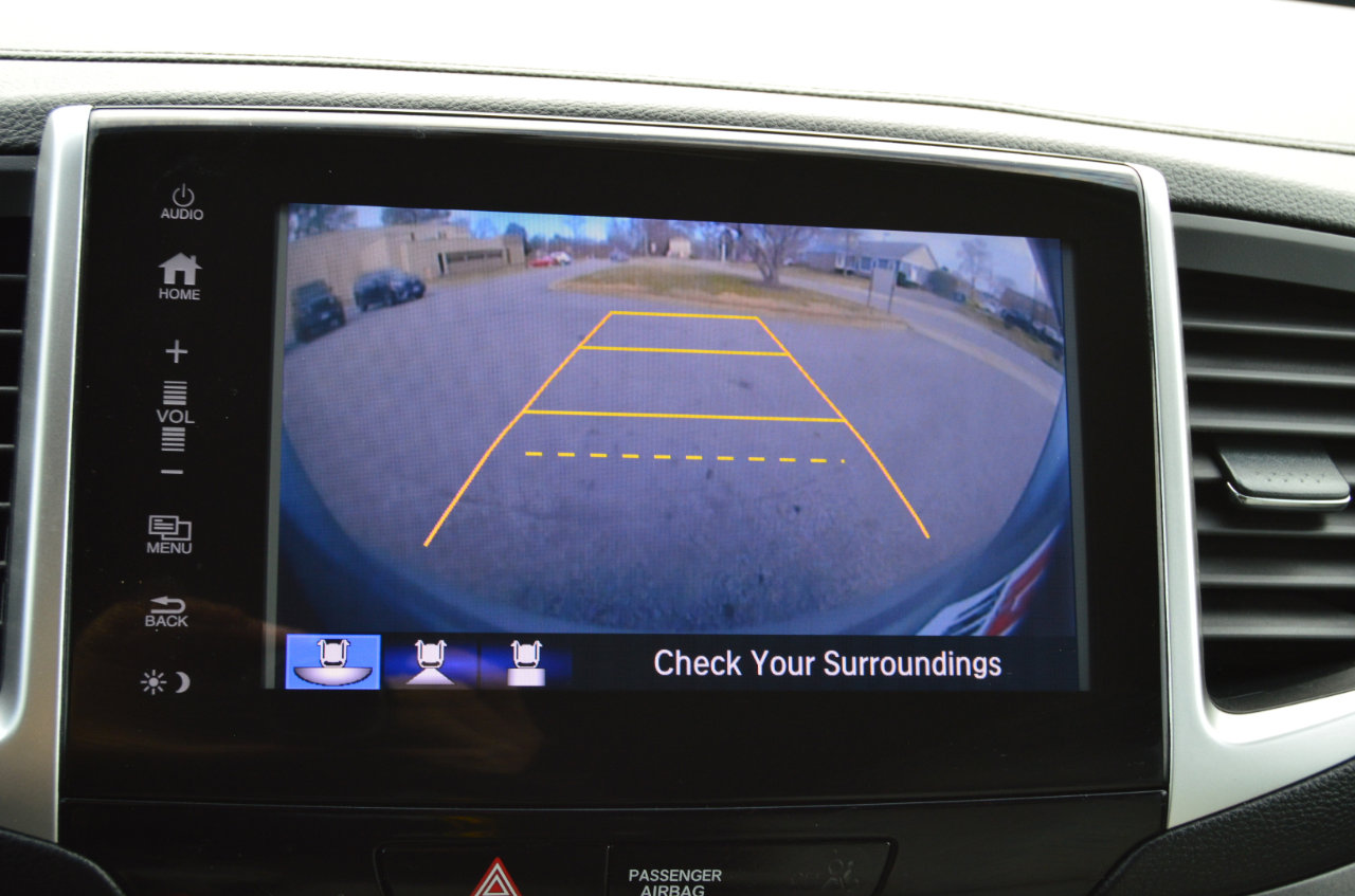 Used 2017 Honda Pilot EX image 9