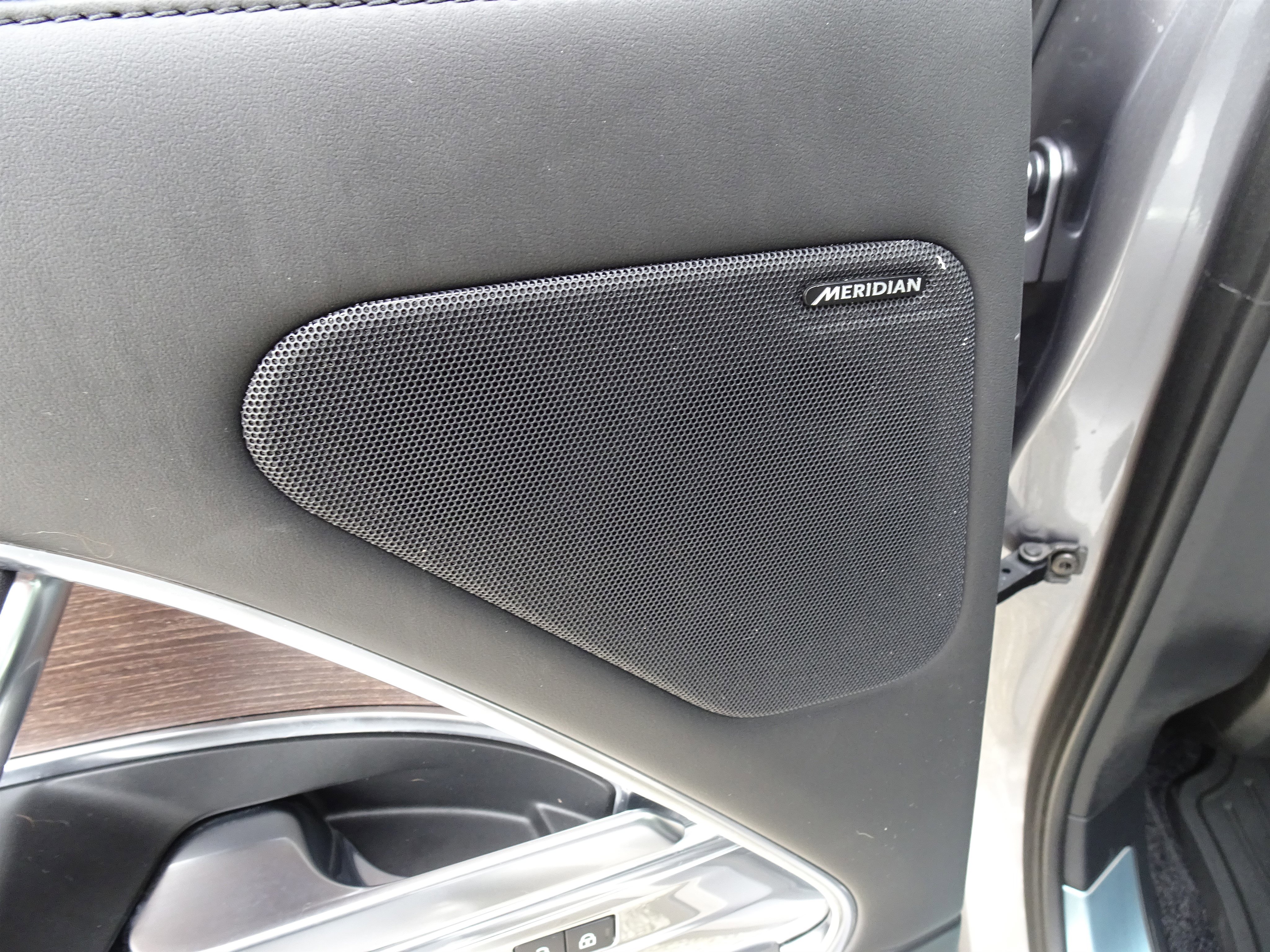 Certified 2023 Land Rover Range Rover SE image 21