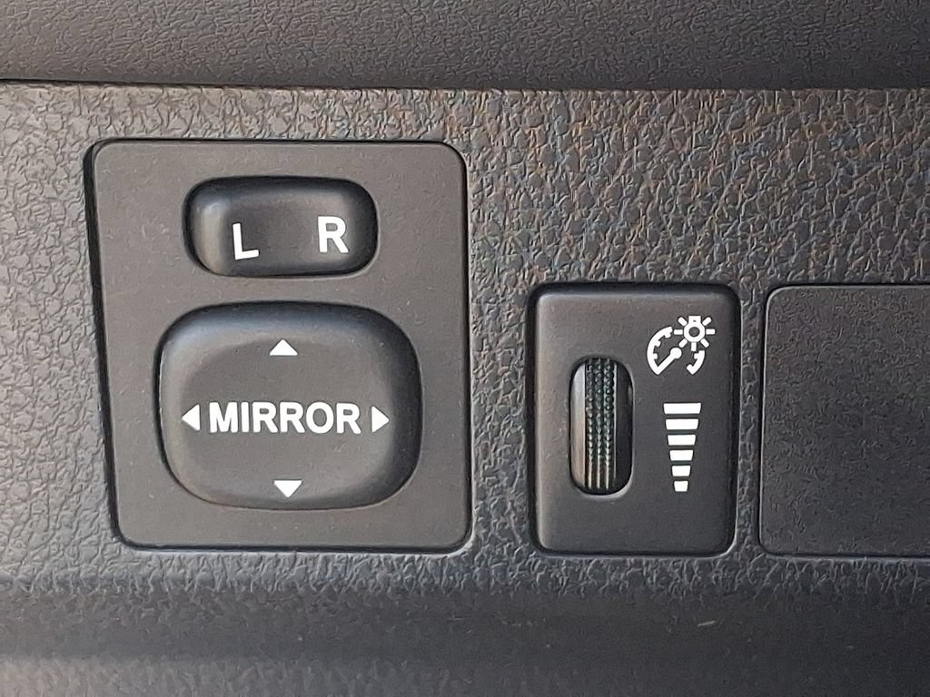 Used 2016 Toyota RAV4 XLE w/ Preferred Accessory Package FWD image 24