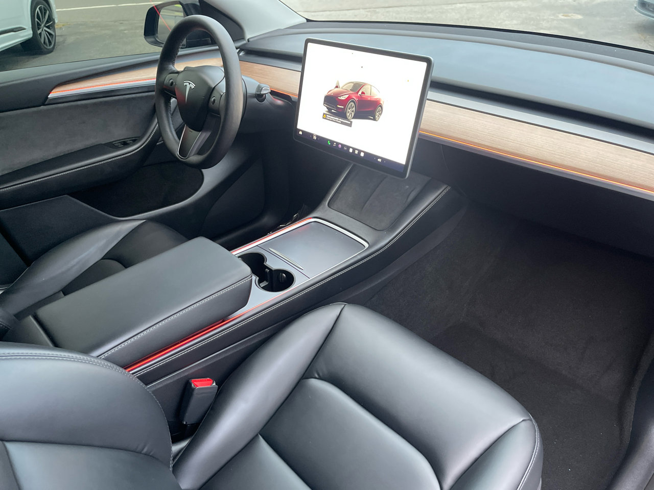 Used 2024 Tesla Model Y Long Range image 35