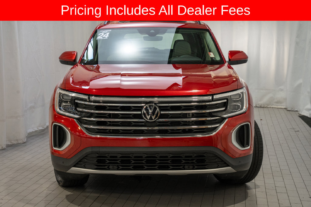 Used 2024 Volkswagen Atlas SE w/ Panoramic Sunroof Package AWD/4WD image 2