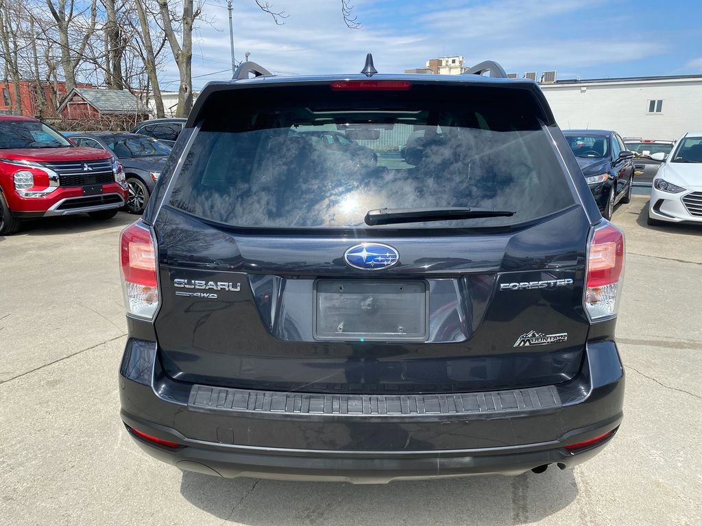 Used 2018 Subaru Forester 2.5i Premium image 6
