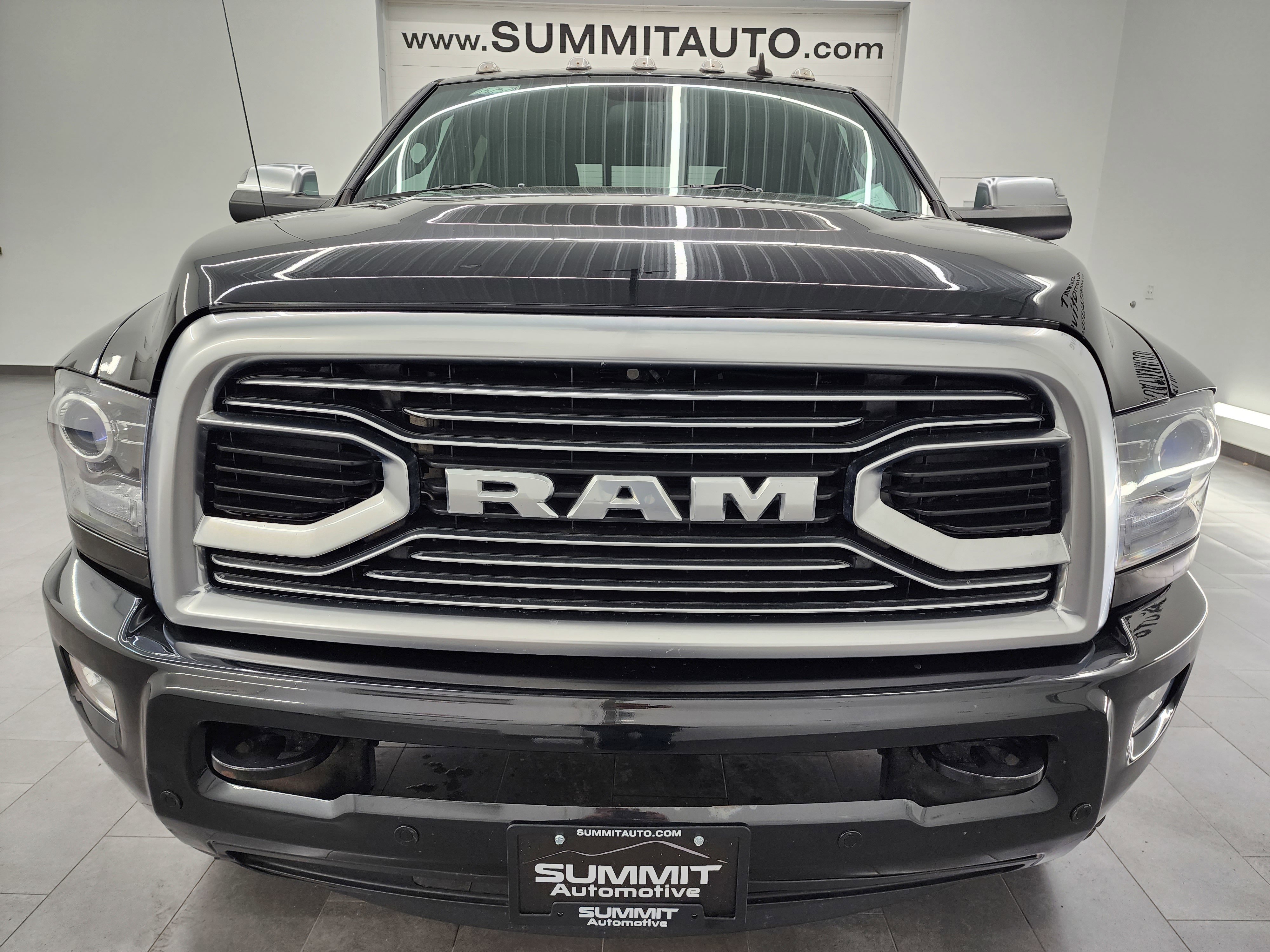 Used 2018 RAM 2500 Limited image 20