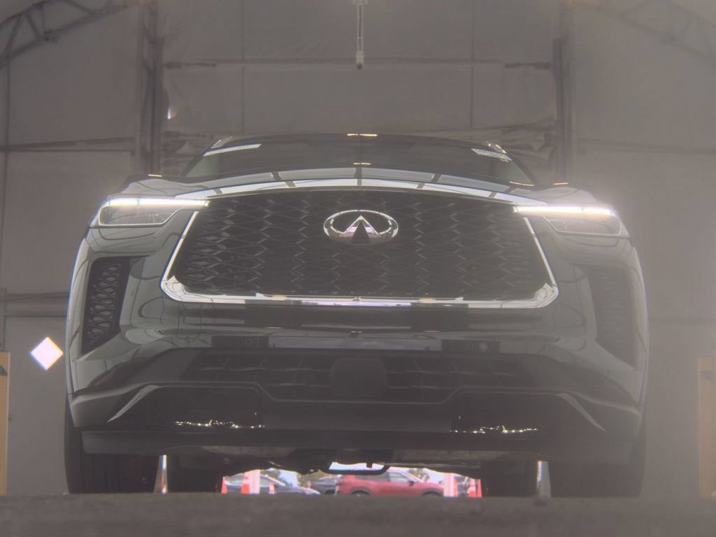 Certified 2024 INFINITI QX60 Luxe FWD image 2