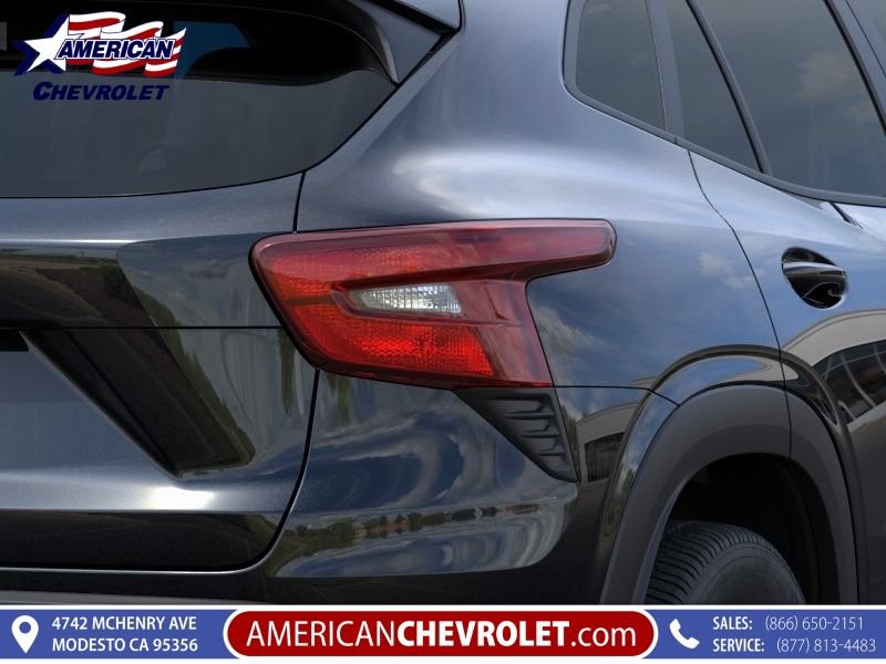New 2026 Chevrolet Trax LS w/ LS Convenience Package FWD image 11
